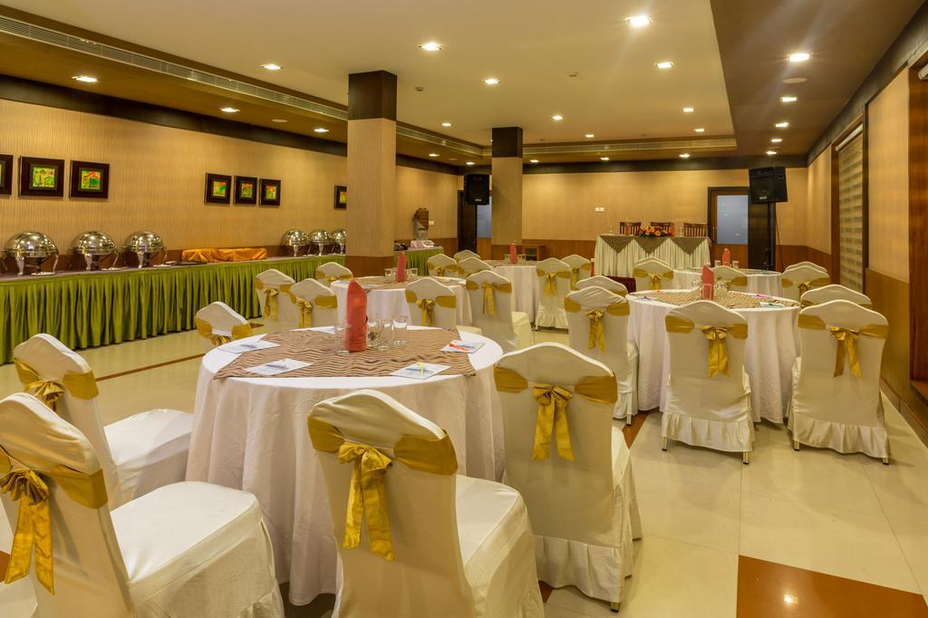 Hotel Rustic Leisures Llp Kochi Exteriér fotografie