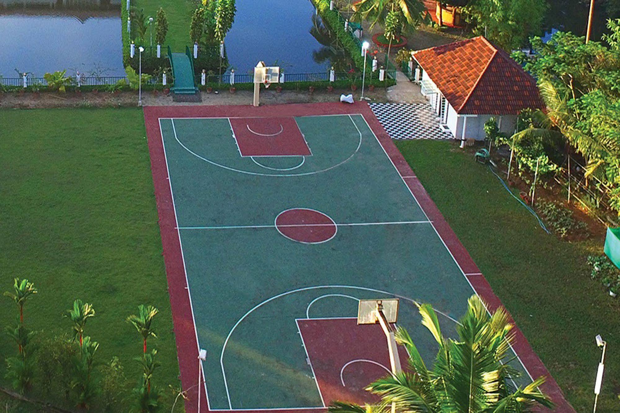 Hotel Rustic Leisures Llp Kochi Exteriér fotografie