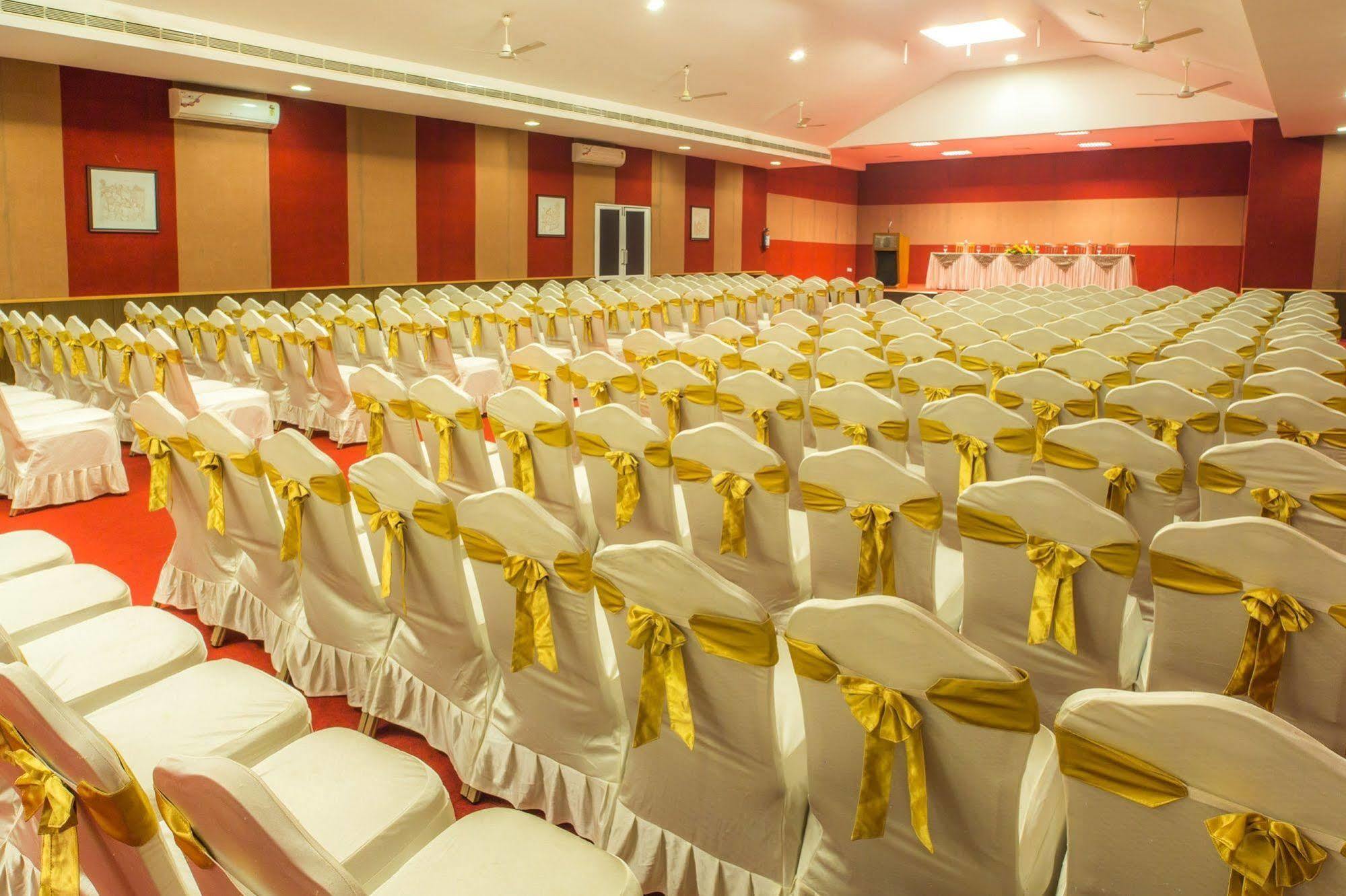 Hotel Rustic Leisures Llp Kochi Exteriér fotografie