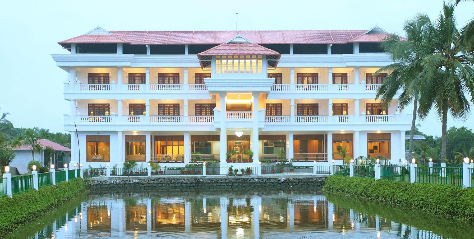 Hotel Rustic Leisures Llp Kochi Exteriér fotografie